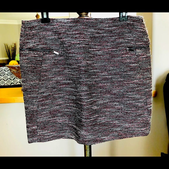 Mexx Classy 17.5” Length Skirt, Size 8, EUC - Picture 1 of 7